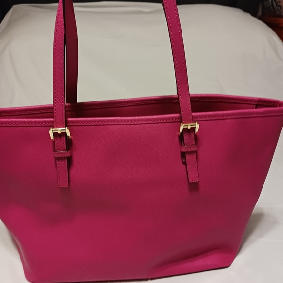 AUTHENTIC MICHAEL KORS TZ TOTE IN SAFFIANO LEATHER - Picture 3 of 6